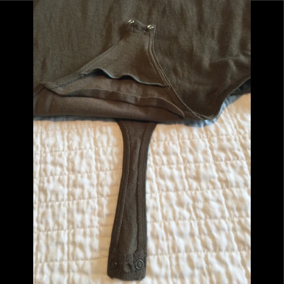 EUC Wolford bronze metallic body thong - Picture 10 of 14